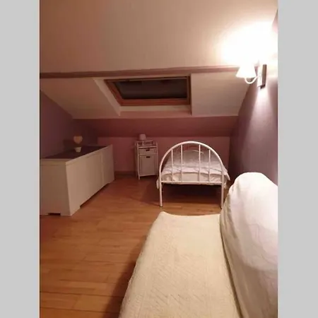 펜션 T5 En Duplex Avec Terrasse Couverte